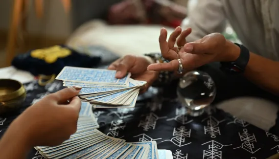 Tarot do dia: previsão para os 12 signos em 30/06/2026