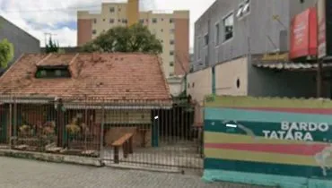 Fachada de restaurante / bar, o Bardo Tatára