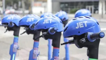 Vale a pena? Veja quanto custa andar nos novos patinetes elétricos de Curitiba