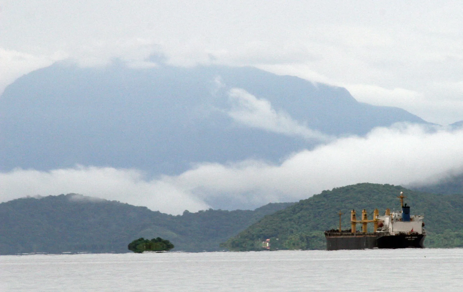 Baía de Paranaguá.