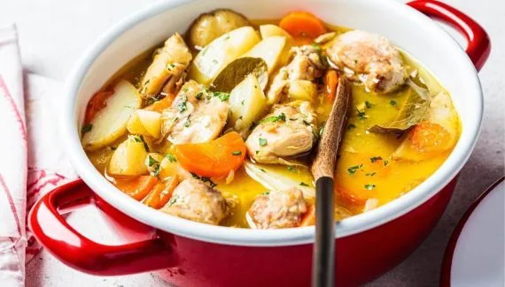 Veja 9 receitas de ensopados para aquecer o corpo no inverno