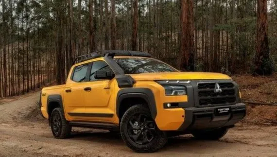 Nova Triton Savana 2026 chega em série limitada e biturbo por R$ 350 mil