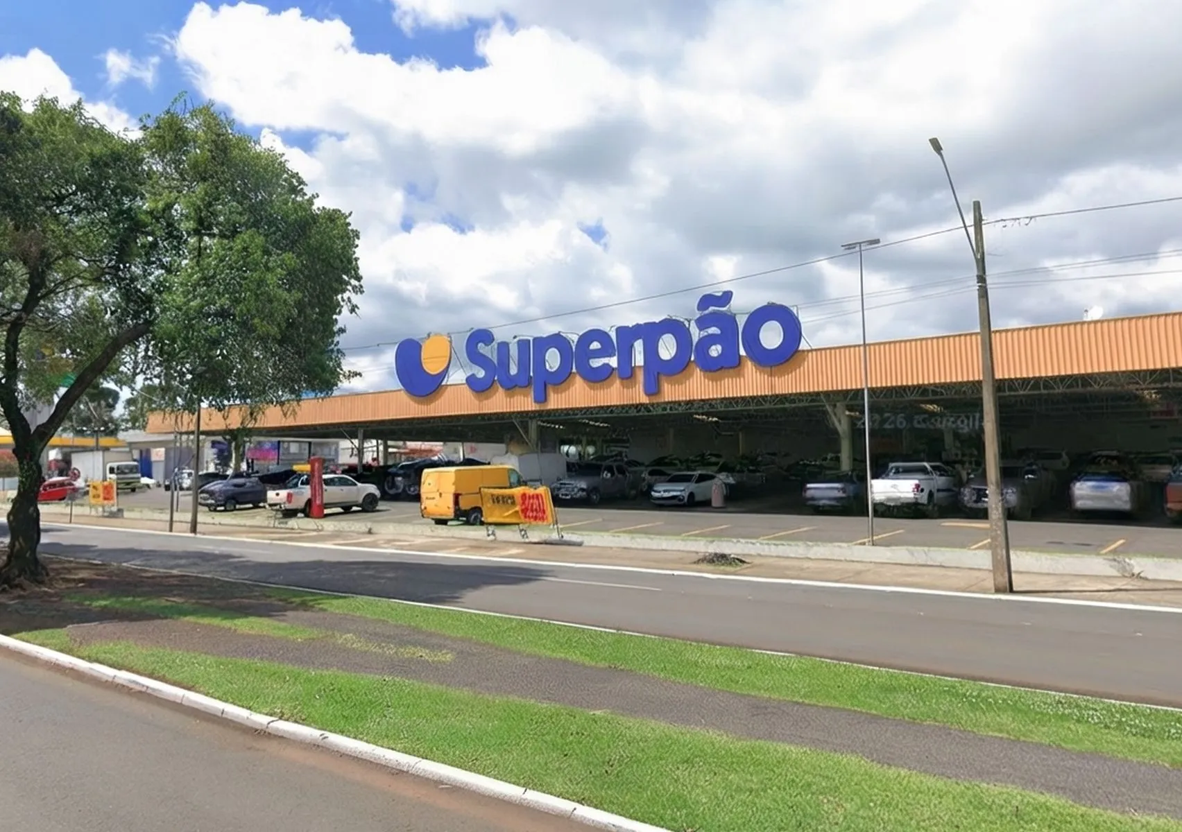 imagem mostra uma das lojas do Superpão de Guarapuava