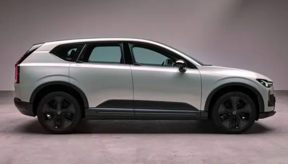 Volvo EX60 Cross Country: suspensão pneumática eleva SUV em 40 mm e derruba túnel central