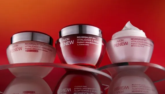 Avon amplia presença no Paraná e passa a vender produtos em 42 farmácias