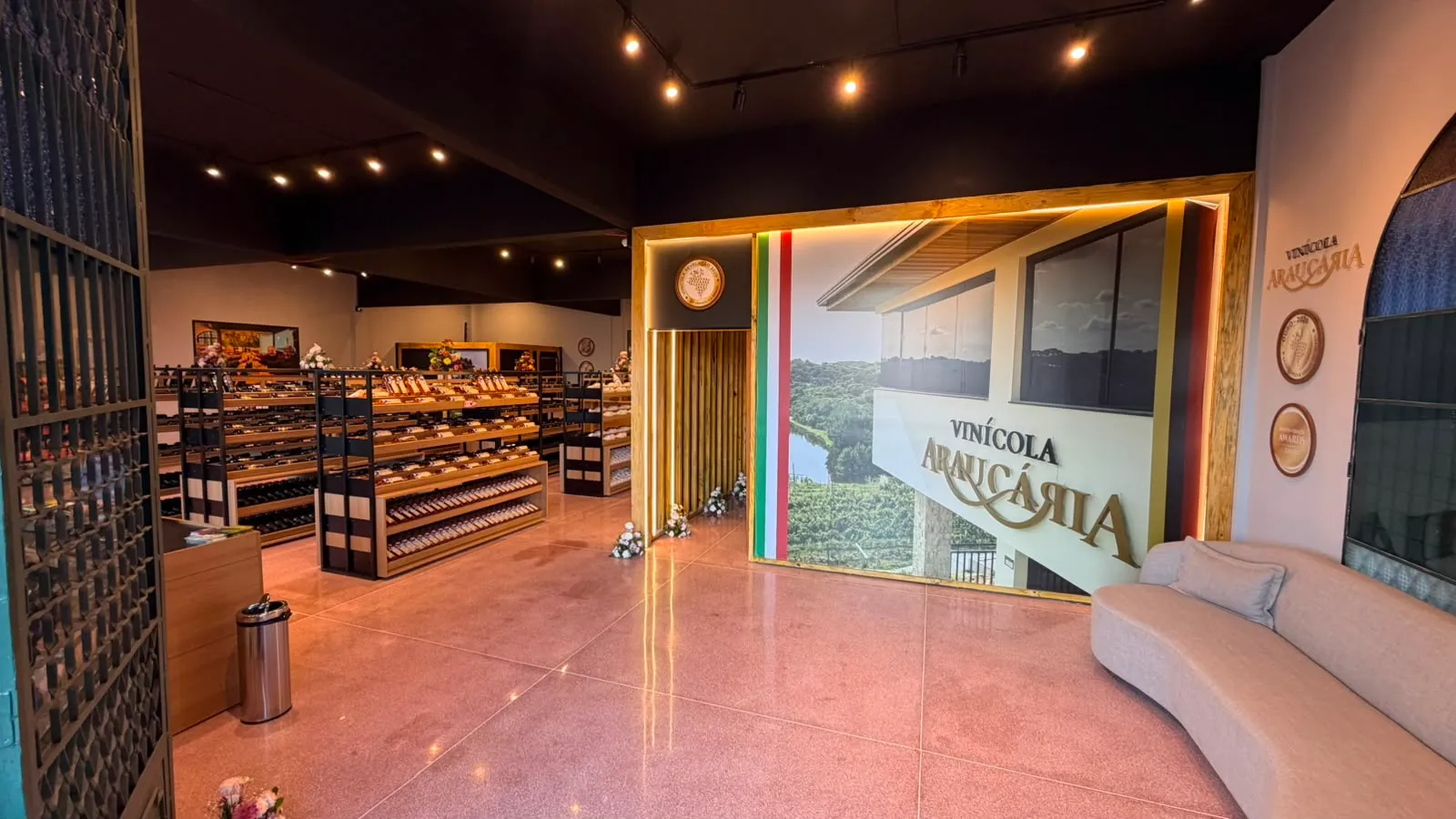 Vinícola Araucária abre primeira loja em Curitiba e mira alta nas vendas