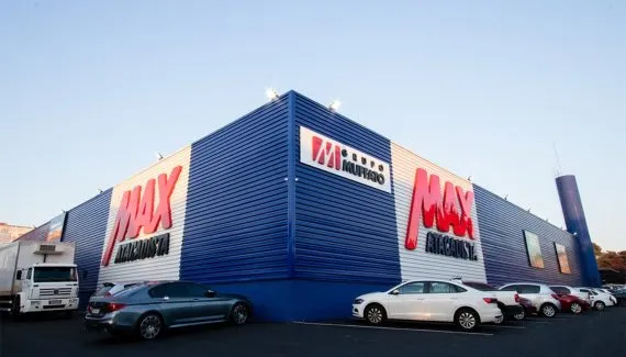 Primeiro Max Atacadista do Brasil é reinaugurado após revitalização no Paraná