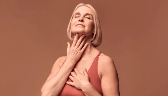 Cirurgia de papada: 7 pontos importantes sobre o procedimento para remover o excesso de pele