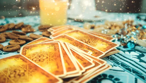Tarot do dia: previsão para os 12 signos em 23/07/2026