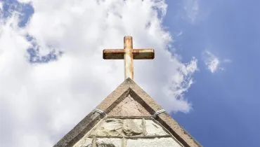 Plano de tombar igrejas em uso ameaça autonomia religiosa em cidade do Paraná