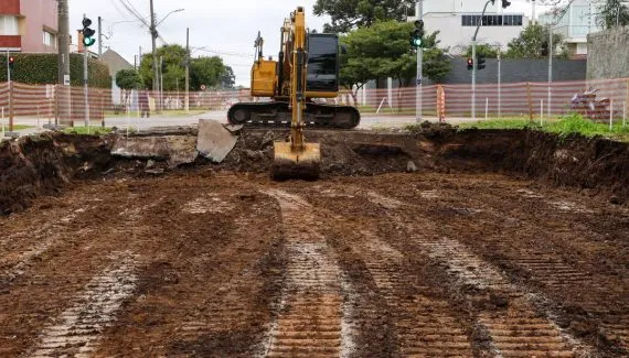 Trânsito em Curitiba: Bairro tem importante rua bloqueada por 3 meses a partir de hoje