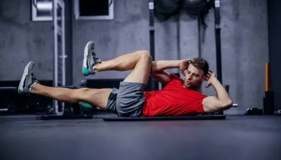 Quer diminuir a gordura abdominal? Veja 6 atitudes que podem ajudar