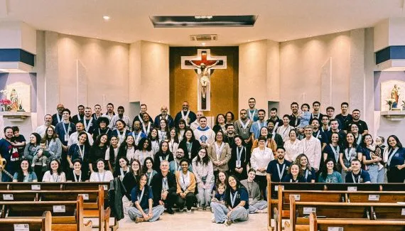 Governo do Paraná gasta R$ 300 mil em eventos religiosos no interior
