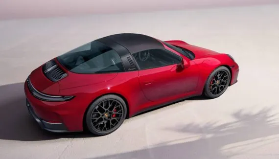 Porsche lança o 911 Targa 4 GTS por R$ 1,44 milhão com inédito motor híbrido