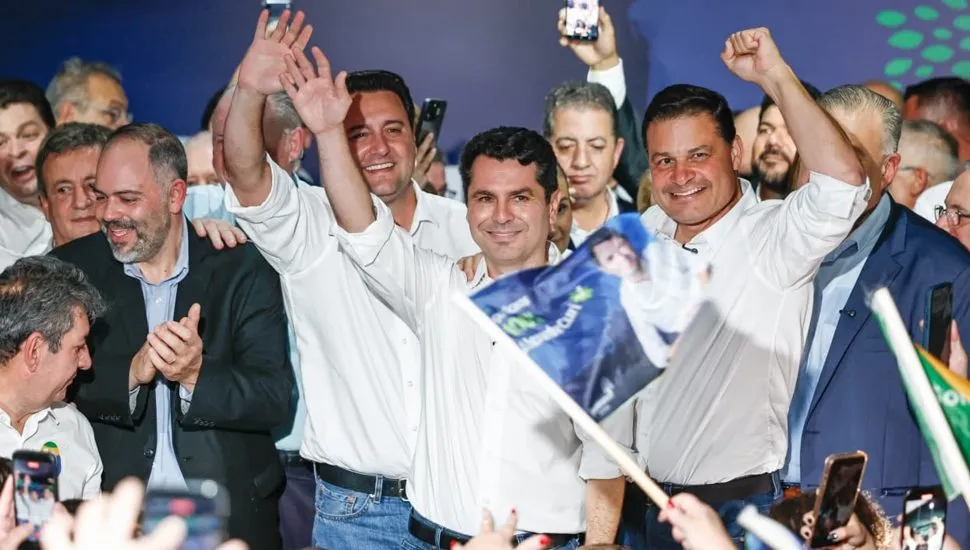 Alexandre Curi é confirmado ao Senado e Republicanos oficializa aliança com a chapa Sandro Alex-Rafael Greca