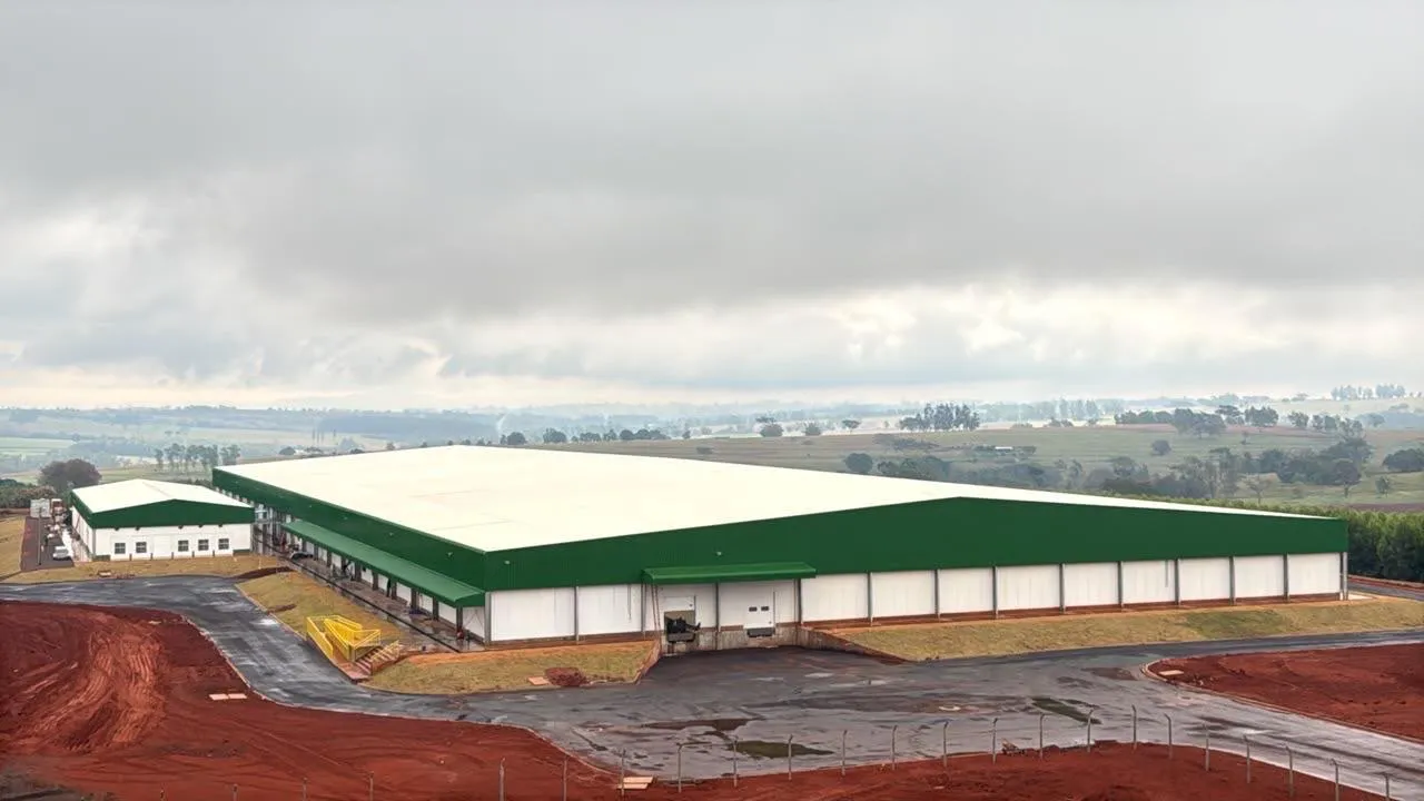 Mega incubatório Pluma Agroavícola - vista aérea