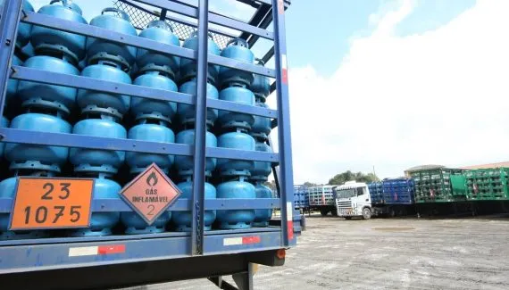 Campo de Búzios bate recorde e exporta 10 milhões de m³ de gás por dia