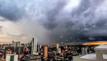 Ciclone bomba deixa o Paraná sob sete alertas do Inmet para tempo severo