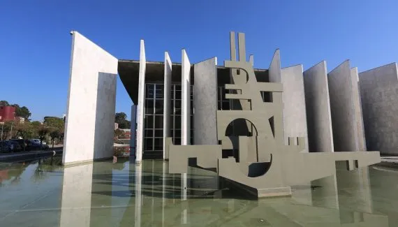TCE mantém condenação de ex-prefeito do Paraná por compra de R$ 5 milhões sem licitação