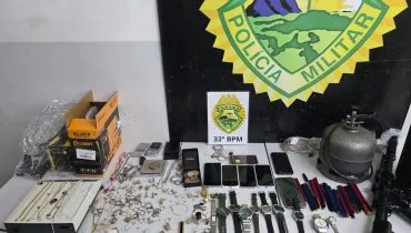 PM prende quatro suspeitos de roubo de correntes no Centro de Curitiba