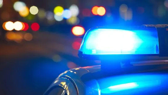Mulher mantida em cárcere por mais de 1 ano é resgatada com bebê na Grande Curitiba