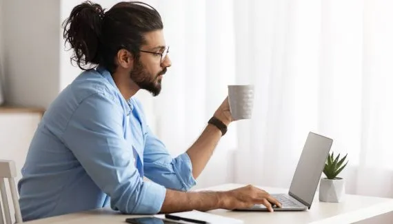 O truque de 5 minutos que relaxa e exercita sua mente ao mesmo tempo
