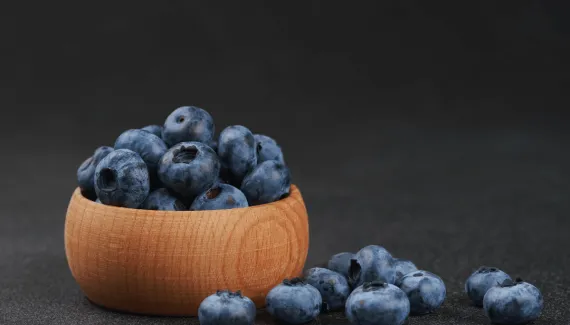 Mirtilo: 5 benefícios da fruta para a saúde