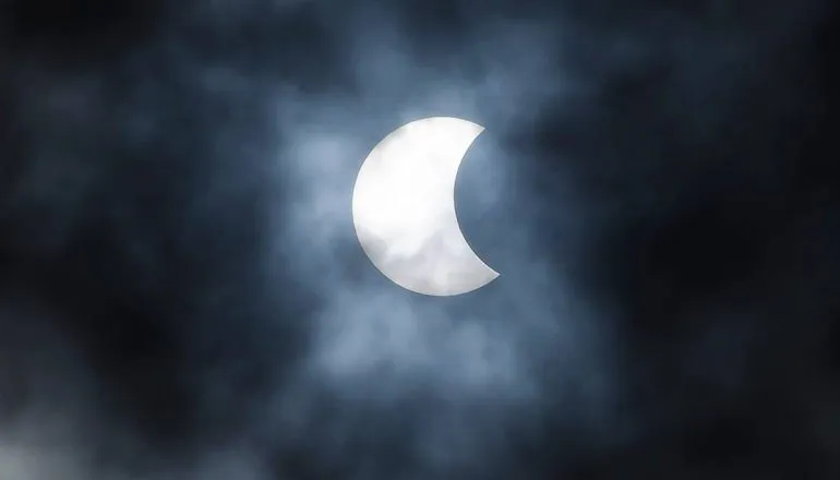 Chuva de meteoros e dois eclipses: o que esperar do céu em agosto de 2026
