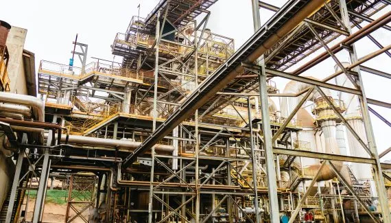 Usina de 80 anos no Paraná investe R$ 120 milhões e gera energia com cana