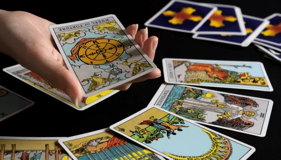 Tarot do dia: previsão para os 12 signos em 13/08/2026