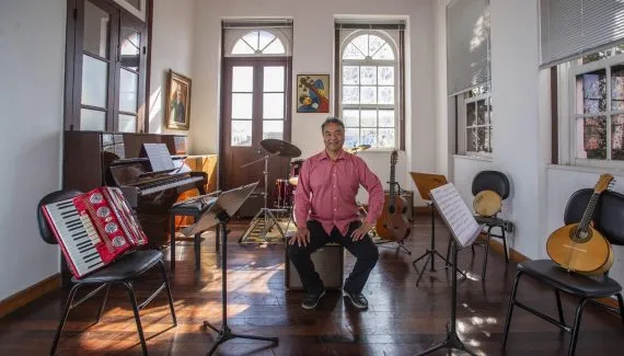 Orquestra em Curitiba oferece 10 bolsas de R$ 3 mil para músicos jovens