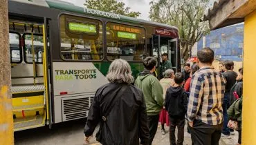 Paranaguá recebeu nova frota com 40 ônibus zero km para a cidade.