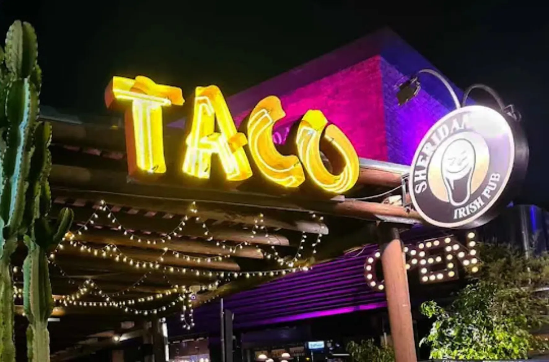 Fachada do Taco El Pancho e Sheridan’s Irish Pub