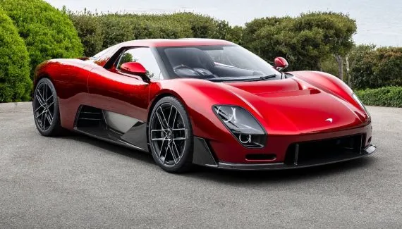 V8, tração traseira e manual: McLaren 6GT resgata a verdadeira essência de pilotar
