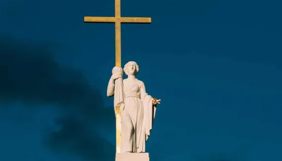 Dia de Santa Helena: orações para pedir paz, encontrar um amor e obter respostas em sonhos