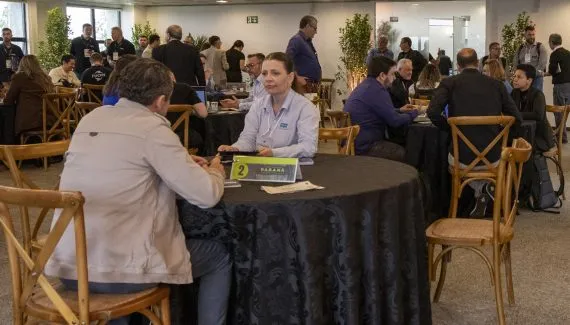 Rodadas de negócios colocam empresas frente a frente com compradores