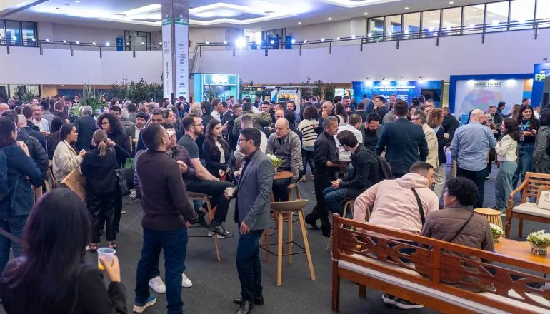Encontros estratégicos movimentam a Expo+Indústria e ampliam oportunidades de negócios no Brasil e exterior.