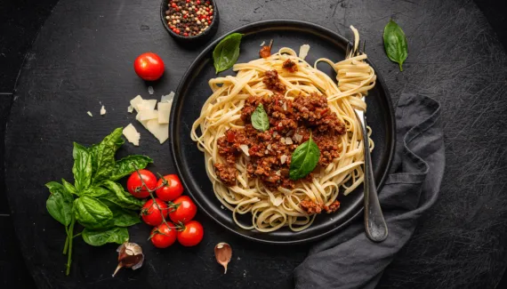 Pouco tempo para o almoço? Veja 5 receitas de massas rápidas, fáceis e saudáveis