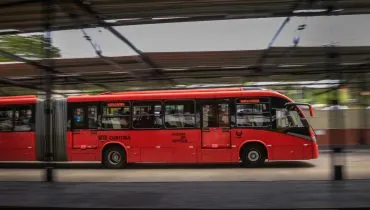 Prefeitura publica edital para a licitação do transporte coletivo de Curitiba.