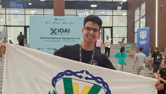 Paranaense leva menção honrosa na Olimpíada Internacional de Inteligência Artificial