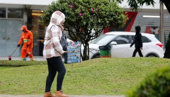 Temperatura despenca no Paraná e fim de semana promete frio ainda maior