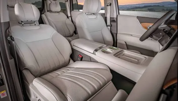 Novo GAC GS9 tem bancos com 18 pontos de massagem e preço que desafia SUVs de luxo