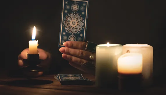 Tarot do dia: previsão para os 12 signos em 25/08/2026