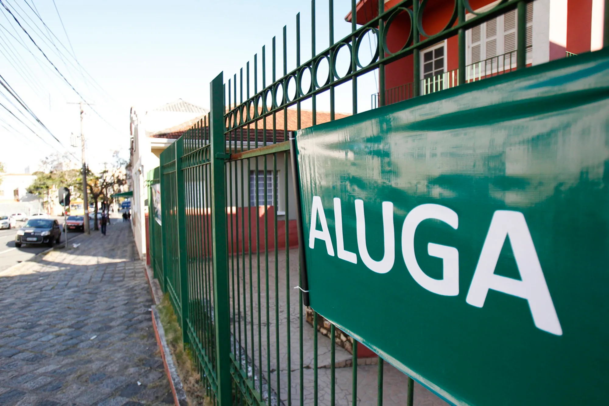 Inadimplência no aluguel fica estável em 5,3% no Paraná em agosto