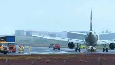 Aeroporto de Cascavel fica 24 horas fechado após avião sair da pista