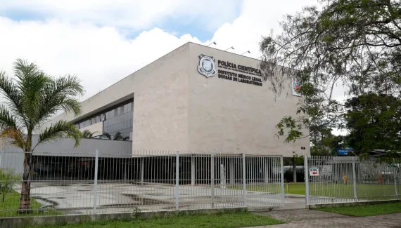 Paraná encerra quatro contratos e troca empresa licitada após atrasos de pagamentos 