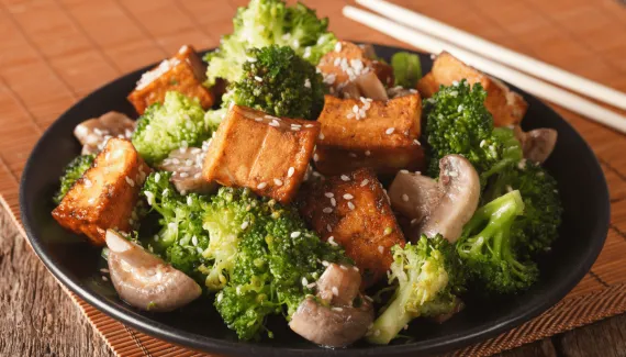 Quer consumir mais proteína vegetal? Veja 5 receitas saudáveis para o almoço 