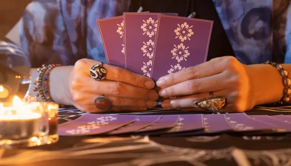 Tarot do dia: previsão para os 12 signos em 04/09/2026