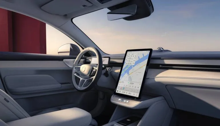 Volvo ES90 interior claro. Cabine do ES90 se destaca pela central multimídia de 14,5 polegadas com Google integrado e painel digital de 9 polegadas.