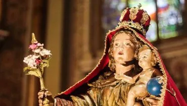 Imagem de Nossa Senhora da Luz dos Pinhais.